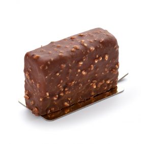 HIROSE_Entremets-Chocolat-Caramel-Beurre-Salé-cacahuètes-Grillées