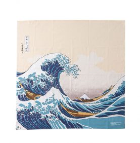 HIROSE_Furoshiki-Mihaba-the-wave-of-Kanagawa---104cm
