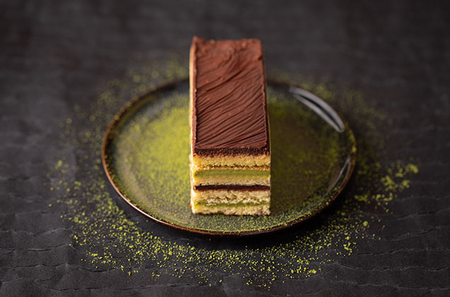 HIROSE_Gateau-sacher-matcha-slider