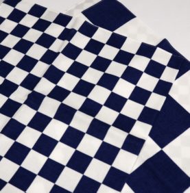 Furoshiki damier bleu 2023 (70 cm)